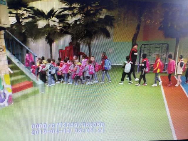 臨渭交警保豐中隊嚴查校車安全隱患確保師生安全入校