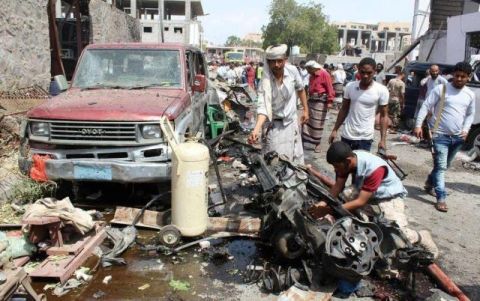 一枚美制炸彈砸向校車!40名兒童當(dāng)場死亡,調(diào)查卻稱是誤炸 一枚美制炸彈砸向校車!40名兒童當(dāng)場死亡,調(diào)查卻稱是誤炸