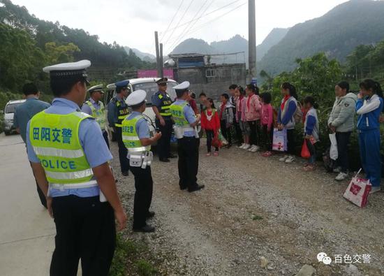 守護！莫讓“黑校車”傷害孩子的出行安全