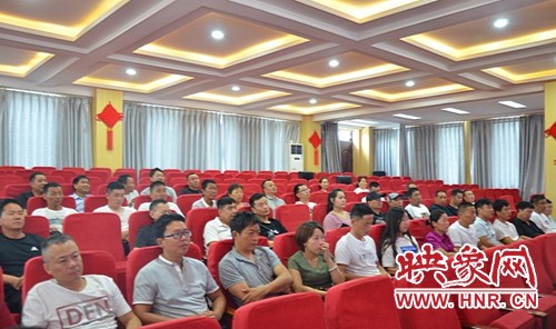 安全這根弦決不能松！中牟縣舉辦校車安全管理培訓班