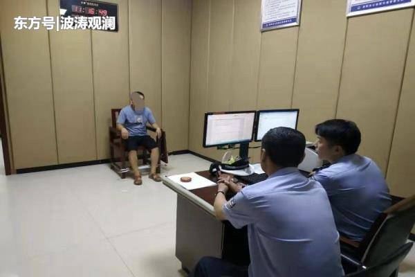 河南洛陽一嚴(yán)重超載“黑校車”被查