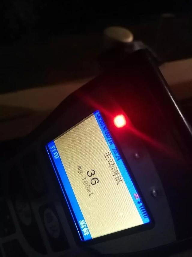 湘潭一校車司機酒駕心存僥幸“走捷徑”，交警蜀黍：沒想到吧？