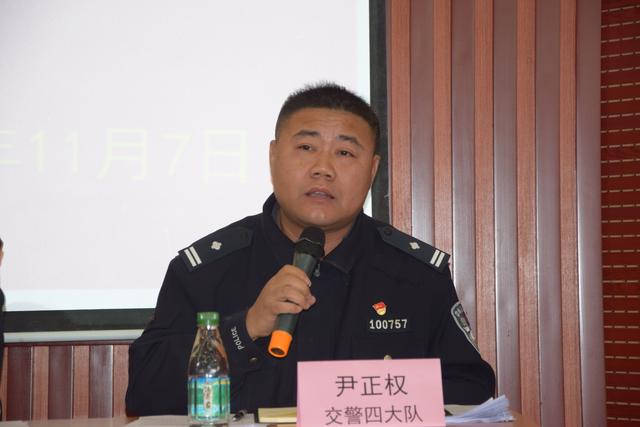 增強(qiáng)交通意識 筑牢學(xué)校安全防線