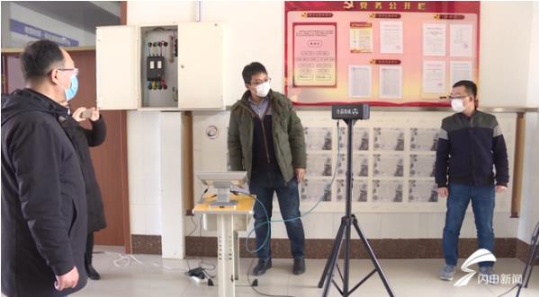 測溫儀、健康檔案卡、調(diào)整校車班次……威海環(huán)翠區(qū)這樣把好校園安全防控關(guān)