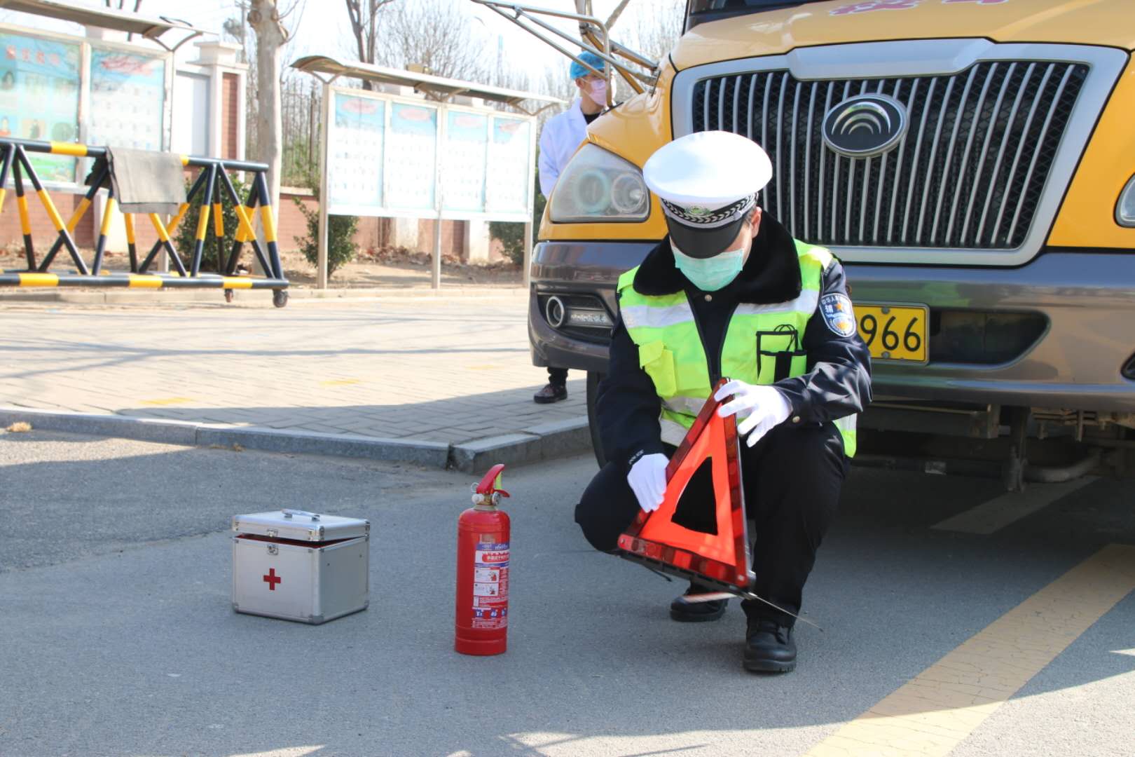 部門、校企聯動實景模擬，校車安全早準備！