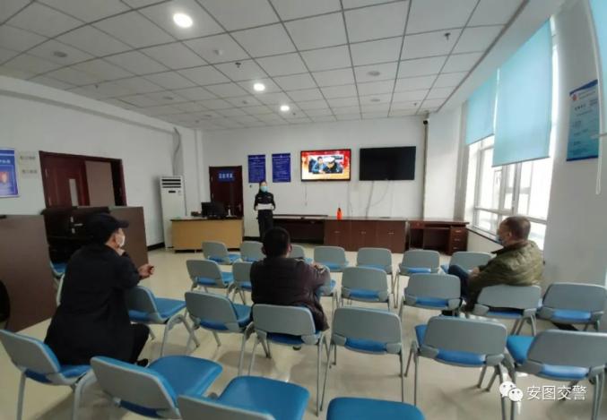 特事特辦，安圖公安交警開通綠色通道為校車駕駛員培訓