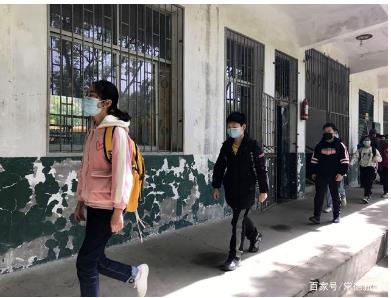 復(fù)學(xué)指南：常德鎮(zhèn)德橋校車防疫演練