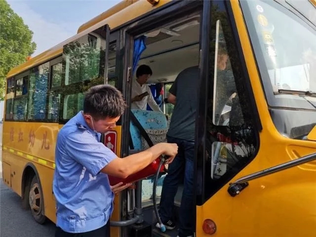 衡陽市雁峰區開展校車行駛交通安全專項督查行動