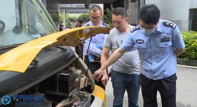 忠縣：校車接受“體檢”確保“健康”上路