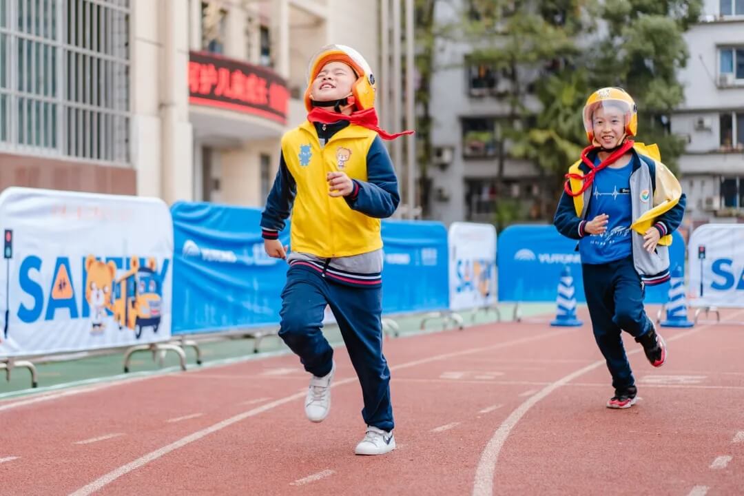 十城主播為愛發(fā)聲，宇通兒童交通安全公益行2020再出發(fā)！