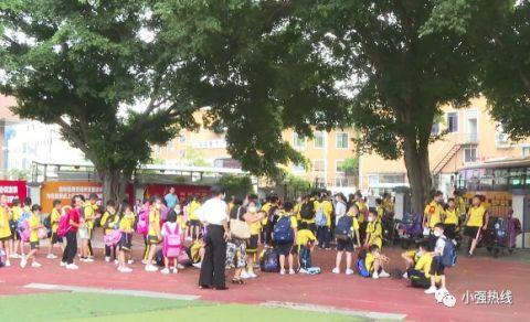 孩子要上學(xué),校車座位不夠?市長直通車:馬上安排 孩子要上學(xué),校車座位不夠?市長直通車:馬上安排