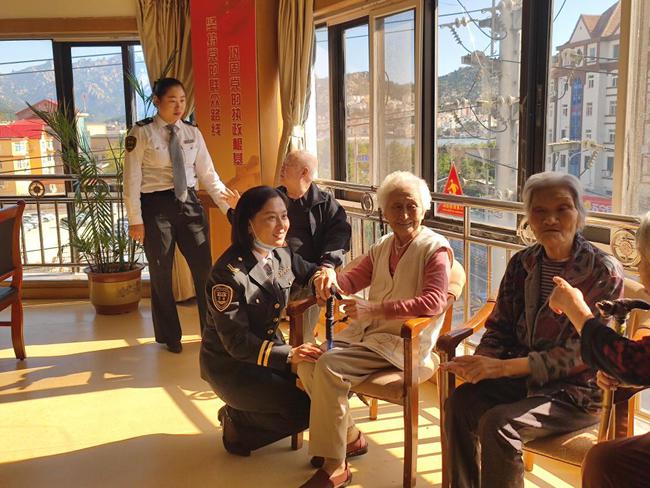 弘揚孝道!交運溫馨校車多點開花迎重陽節 弘揚孝道!交運溫馨校車多點開花迎重陽節