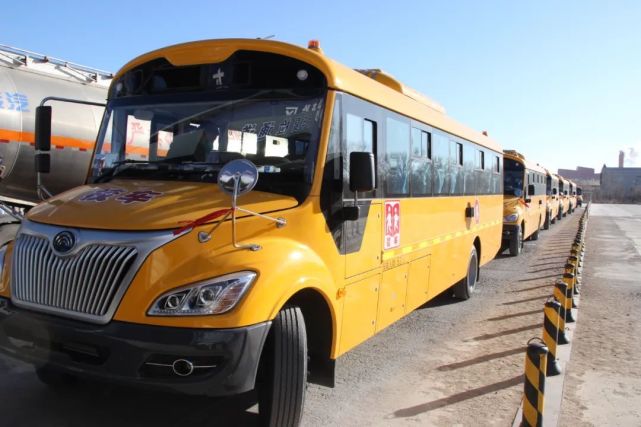 接“大單”!赤峰市交管支隊車管所迎來一批新“客人” 圖片