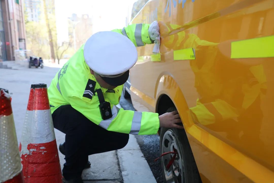 道路交通安全整治年 | 北安市公安交警嚴格校車安全管理打造平安“六一” 圖片