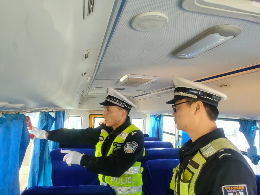 無為開展校車大體檢/ 圖片