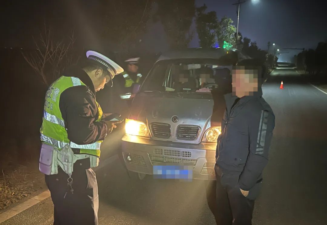 無為開展校車大體檢/ 圖片