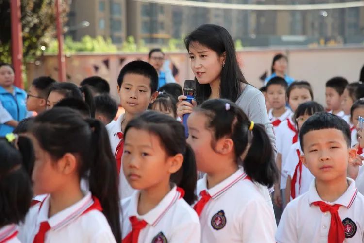 “校車應急演練 筑牢安全防線” 校車安全應急演練紀實 圖片