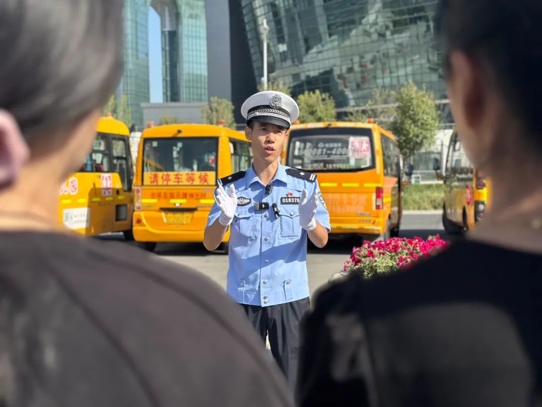 強化校車安全“大檢查”,擰緊校車出行“安全閥”|護航開學季 圖片