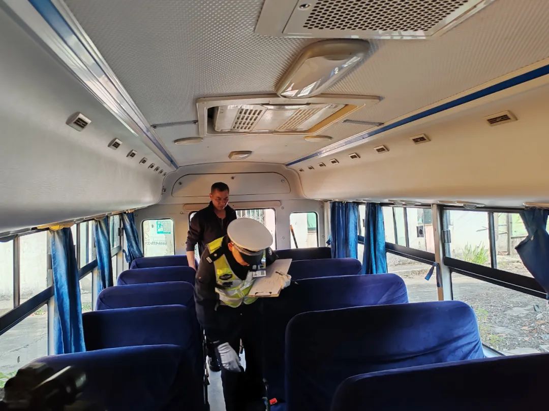 銅陵:校車安全管理再發力 守護學生平安上學路 圖片