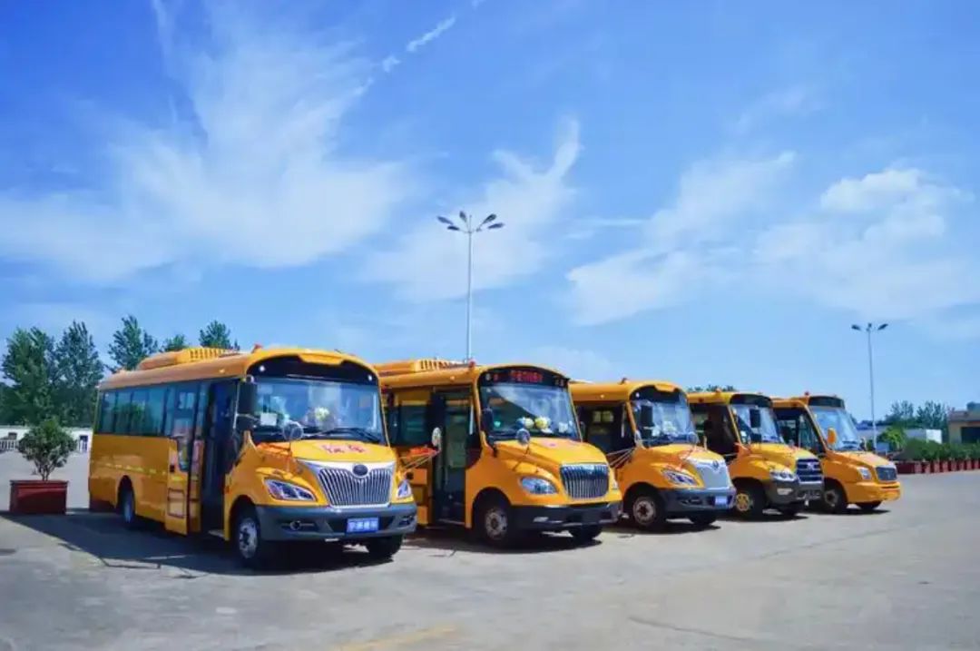 校車(chē)來(lái)了!惠陽(yáng)區(qū)翰林實(shí)驗(yàn)學(xué)校校車(chē)服務(wù)即將驚艷亮相 校車(chē)來(lái)了!惠陽(yáng)區(qū)翰林實(shí)驗(yàn)學(xué)校校車(chē)服務(wù)即將驚艷亮相