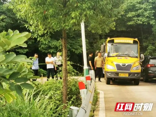 岳塘區交通運輸局督查中發現一幼兒園校車未按審批線路行駛 及時督促整改