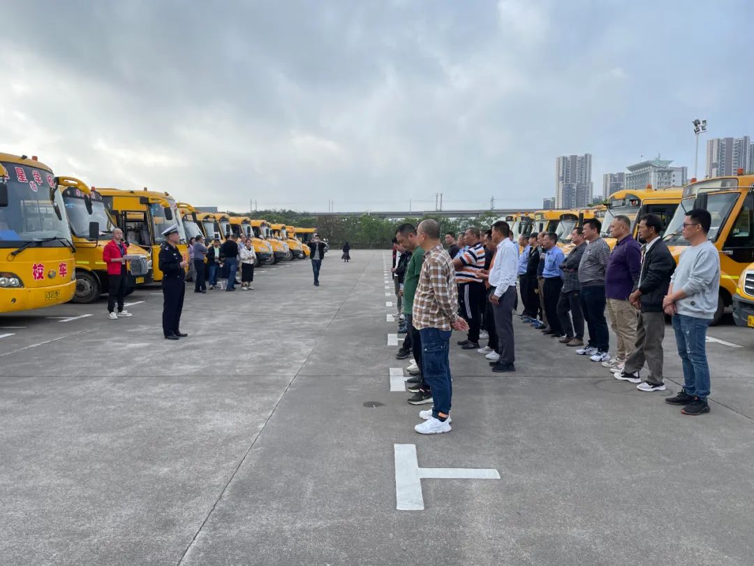 護航“神獸歸籠”,交警給全市校車來了一次“大體檢” 圖片