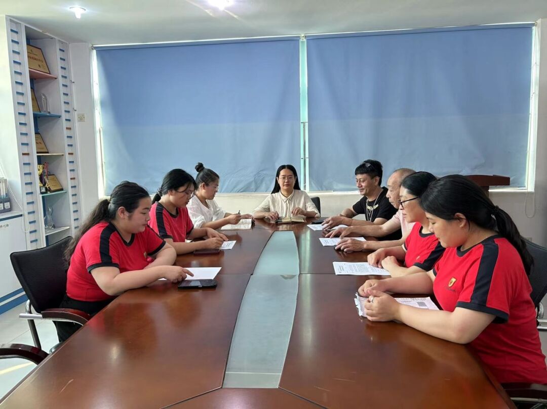 平安乘車,安全“童”行校車應急疏散演練 圖片