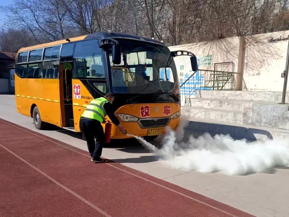 “體檢+練兵”雙管齊下丨淄川區開啟校車“全天候守護”模式 “體檢+練兵”雙管齊下丨淄川區開啟校車“全天候守護”模式