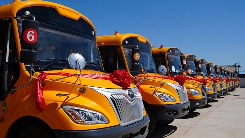 寧夏同心縣26輛新校車“上崗”