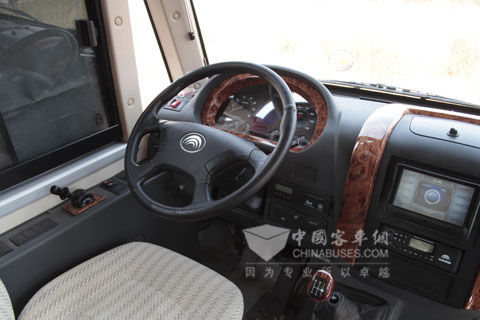 宇通ZK6559DX型藍牌校車