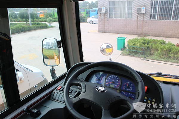 中通幼兒園校車，細(xì)微之處見真章