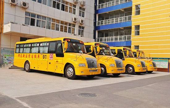 務必做到“三個到位”!學士街道開展校車運行路線安全隱患排查整治行動