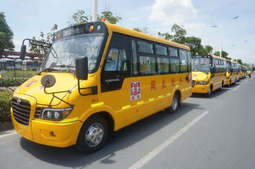 車(chē)休人不休 東港校車(chē)開(kāi)展照管員暑期“比武練兵” 車(chē)休人不休 東港校車(chē)開(kāi)展照管員暑期“比武練兵”