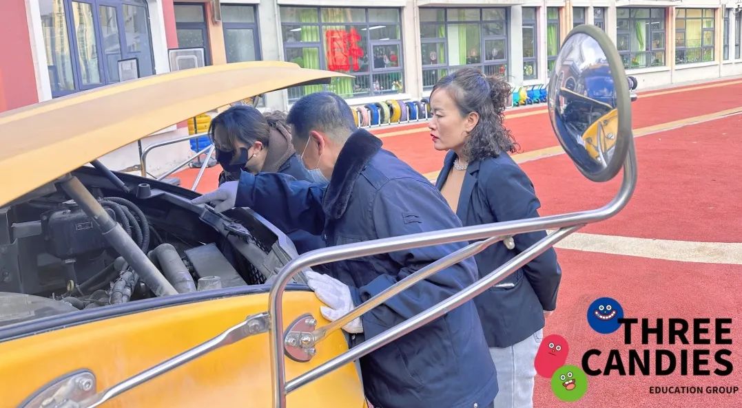 【校園安全】安全乘車,平安“童”行——三顆糖御景新苑幼兒園校車安全應急演練 【校園安全】安全乘車,平安“童”行——三顆糖御景新苑幼兒園校車安全應急演練
