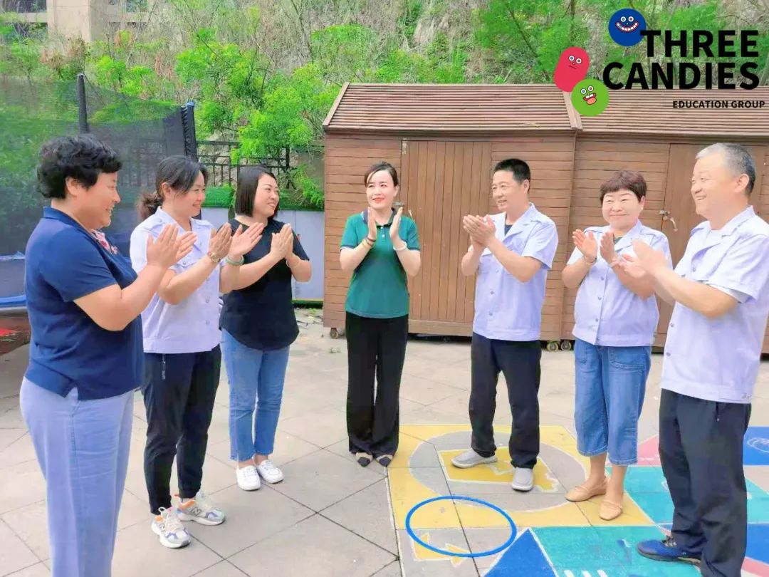 【校園安全】安全乘校車，平安伴我行——三顆糖御景新苑幼兒園校車安全應急演練