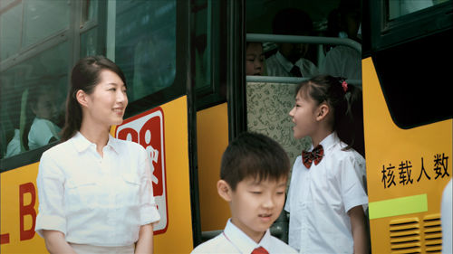 9000萬學(xué)生安全解決方案：專用校車 專業(yè)運(yùn)營