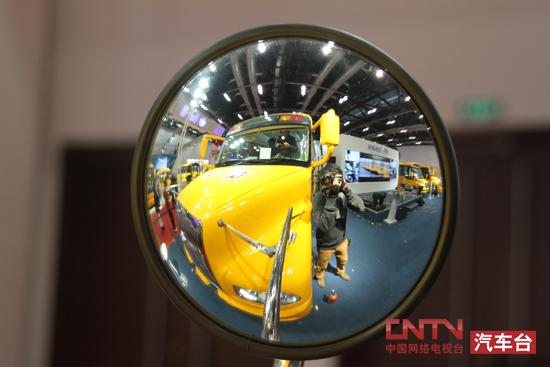 引領校車安全新時代 宇通發布安芯校車智能管理系統