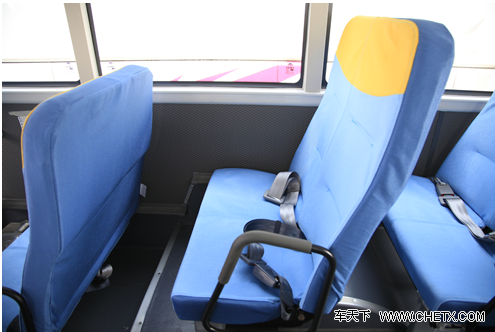 孩子安全大過天 深入體驗宇通“小飛俠”校車