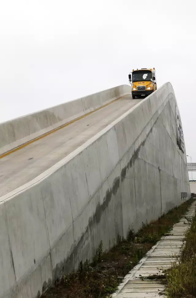 宇通校車直播，直擊校車安全