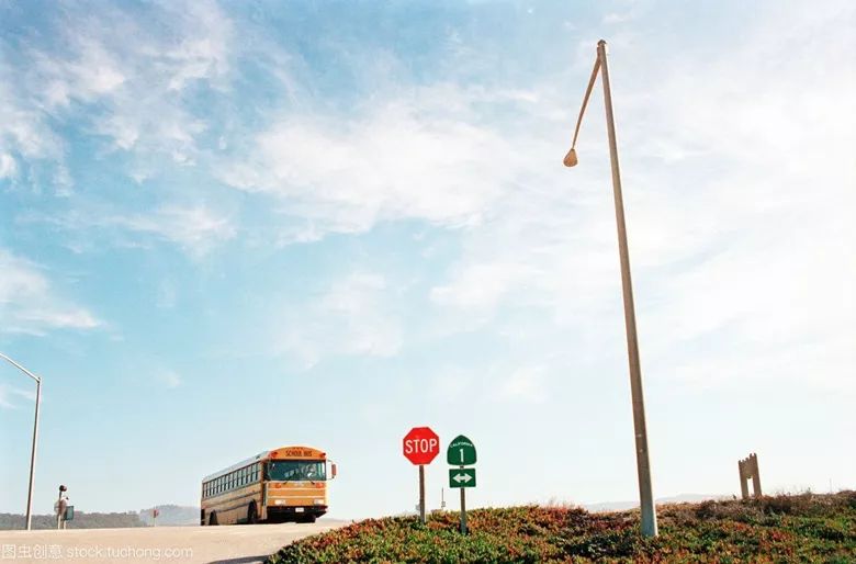 美國校車故事-究竟是誰高“車”一等?