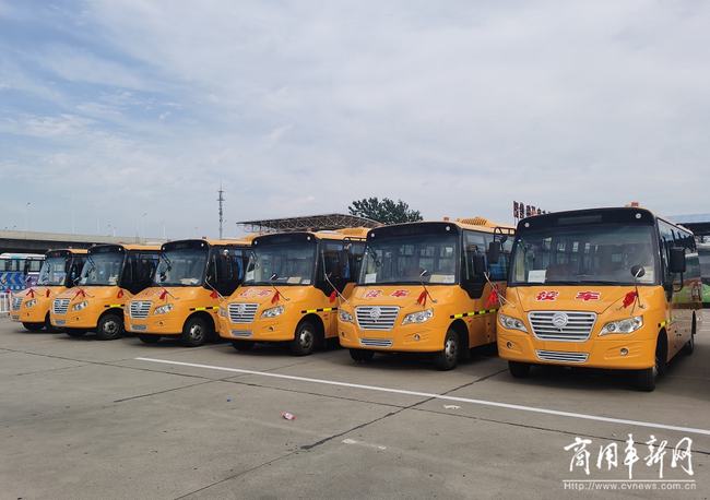 管理搞上去、收費降下來！起底鹽阜校車安全運營背后的秘密