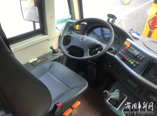 管理搞上去、收費降下來！起底鹽阜校車安全運營背后的秘密