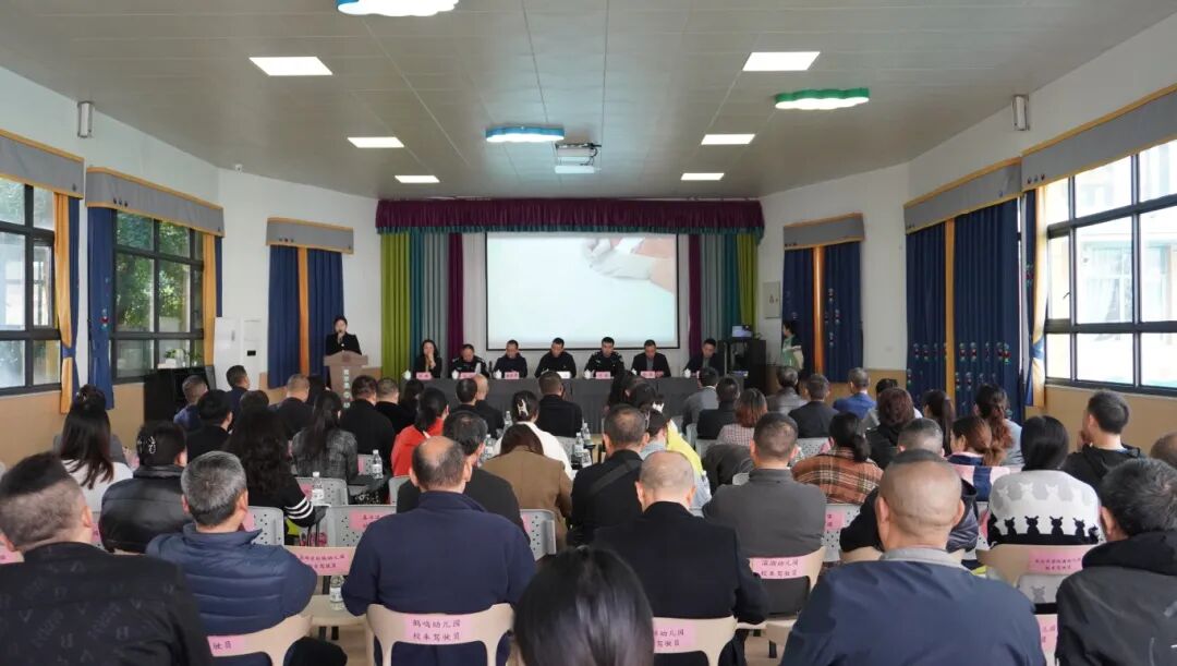 壓實校車安全責(zé)任 守護(hù)學(xué)子平安出行