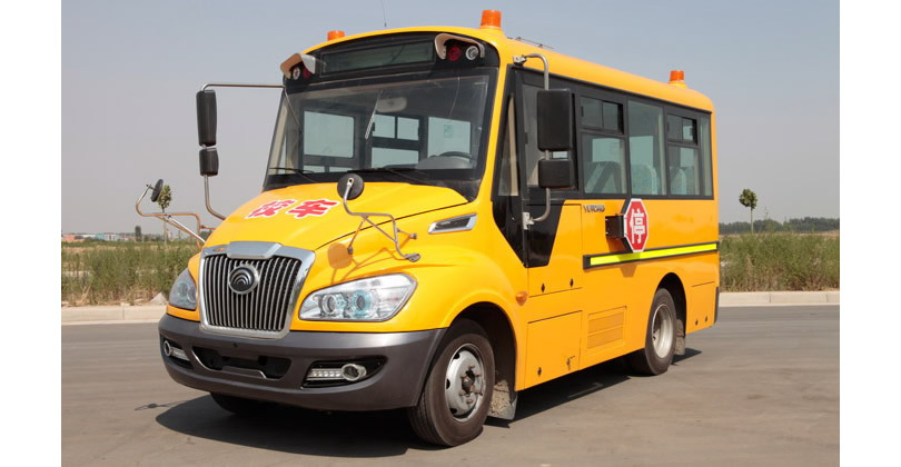 如何挑選一臺安全正規的校車呢？