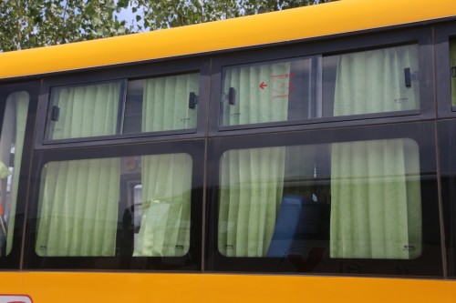 海格客車與閻良合力打造校車運營典范/ \