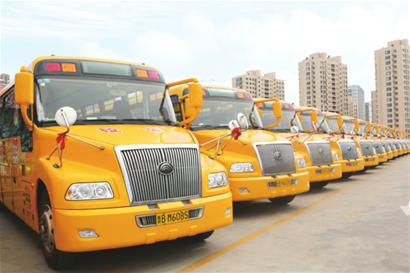 青島交運：用安全呵護“未來的花朵”